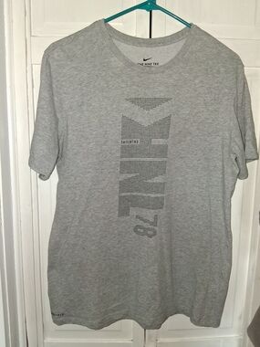 Nike Gray Dri-Fit Athletic Cut Short Sleeve Tee with Vertical Logo
